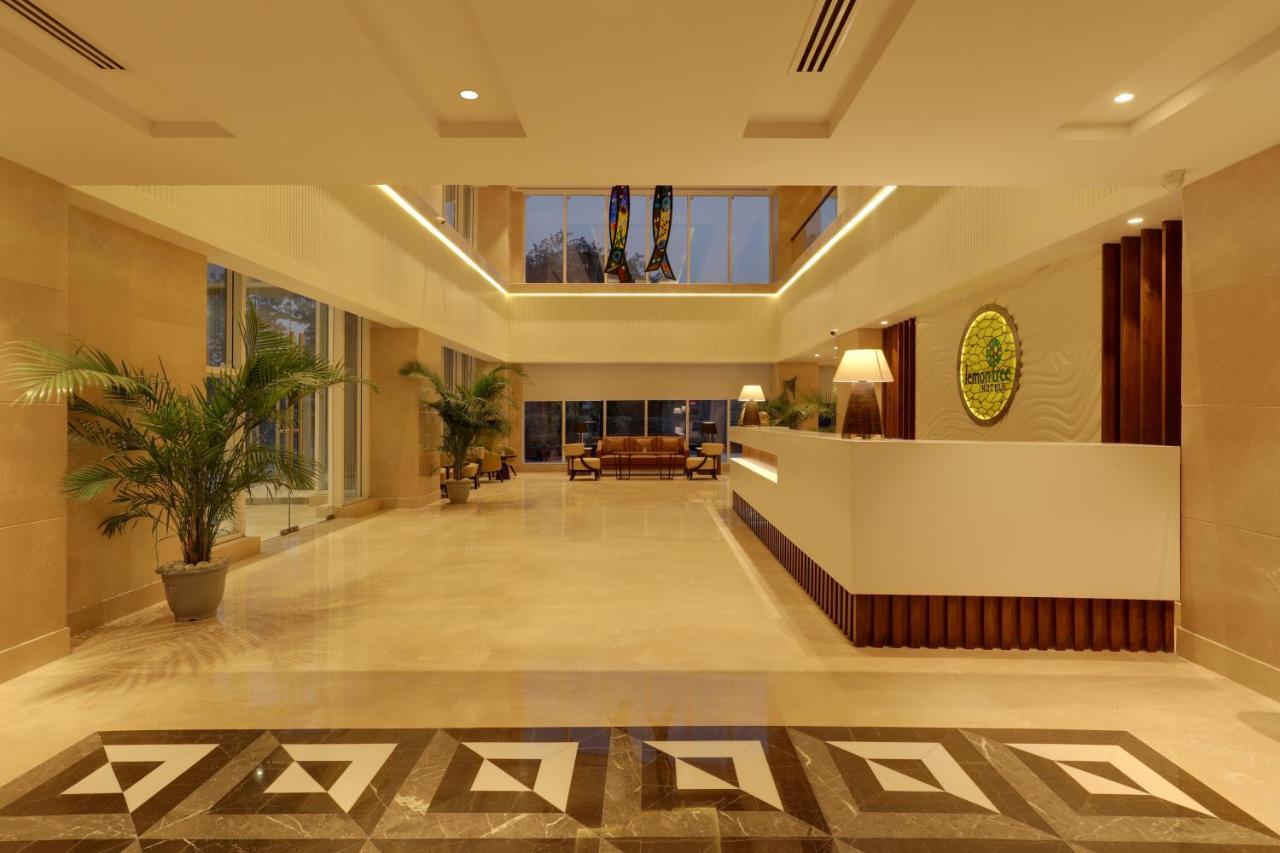 Lemon Tree Hotel, Jhānsi Dış mekan fotoğraf
