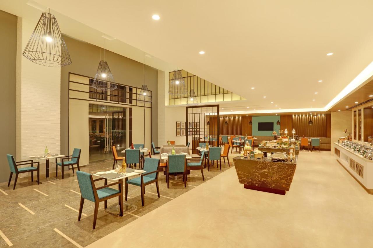 Lemon Tree Hotel, Jhānsi Dış mekan fotoğraf