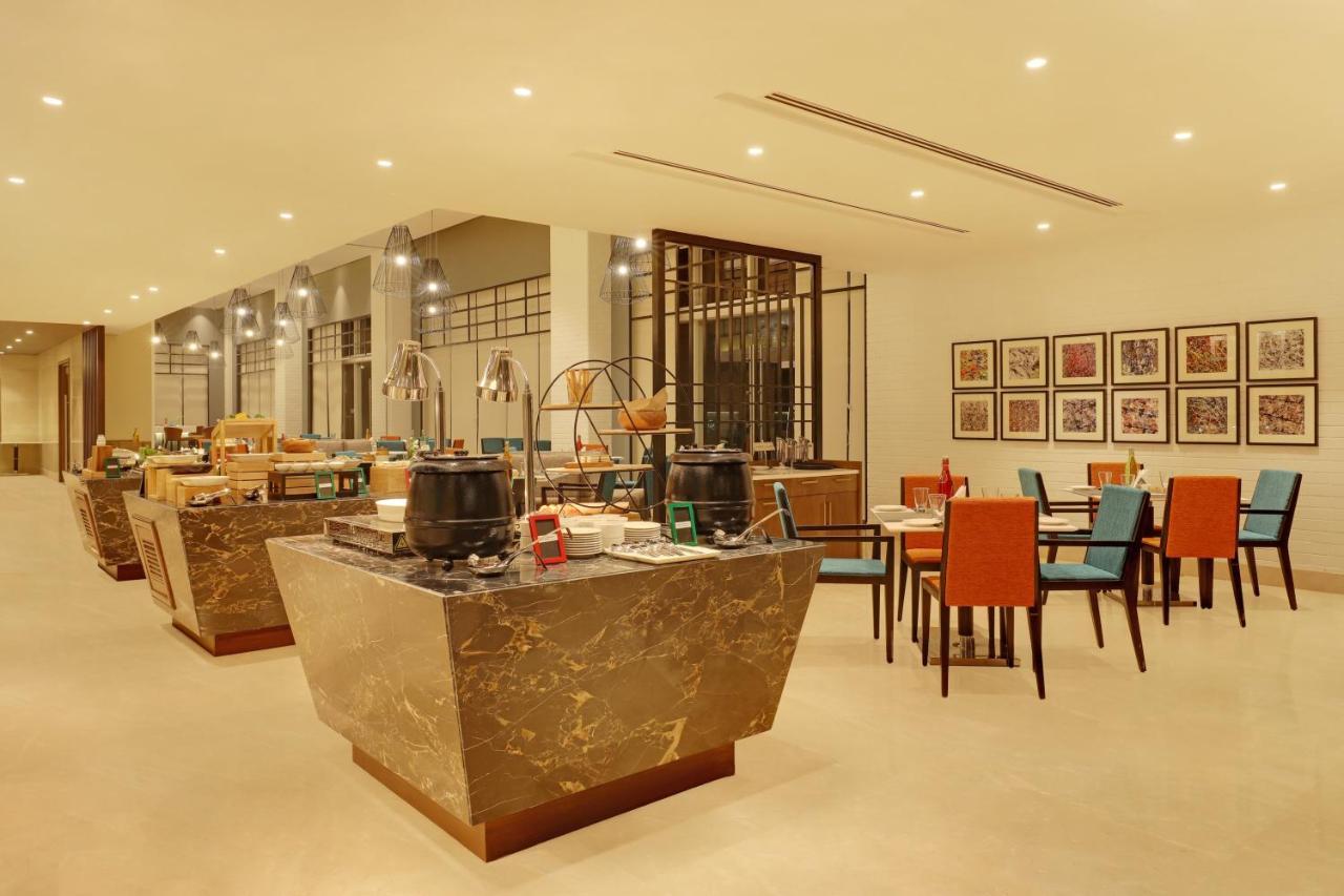 Lemon Tree Hotel, Jhānsi Dış mekan fotoğraf