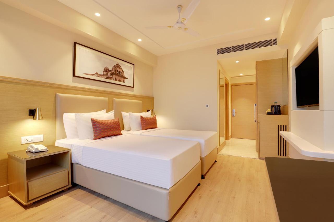 Lemon Tree Hotel, Jhānsi Dış mekan fotoğraf